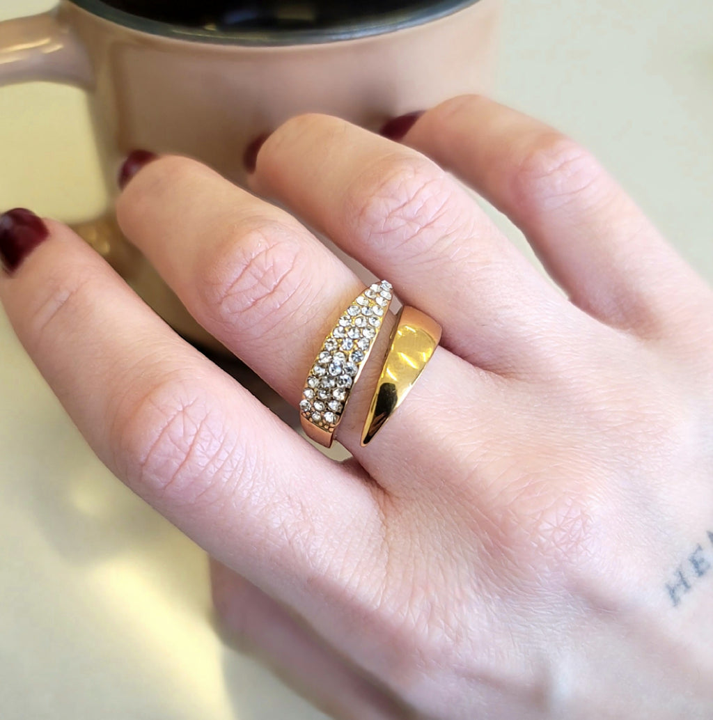 Crystal Twist Ring