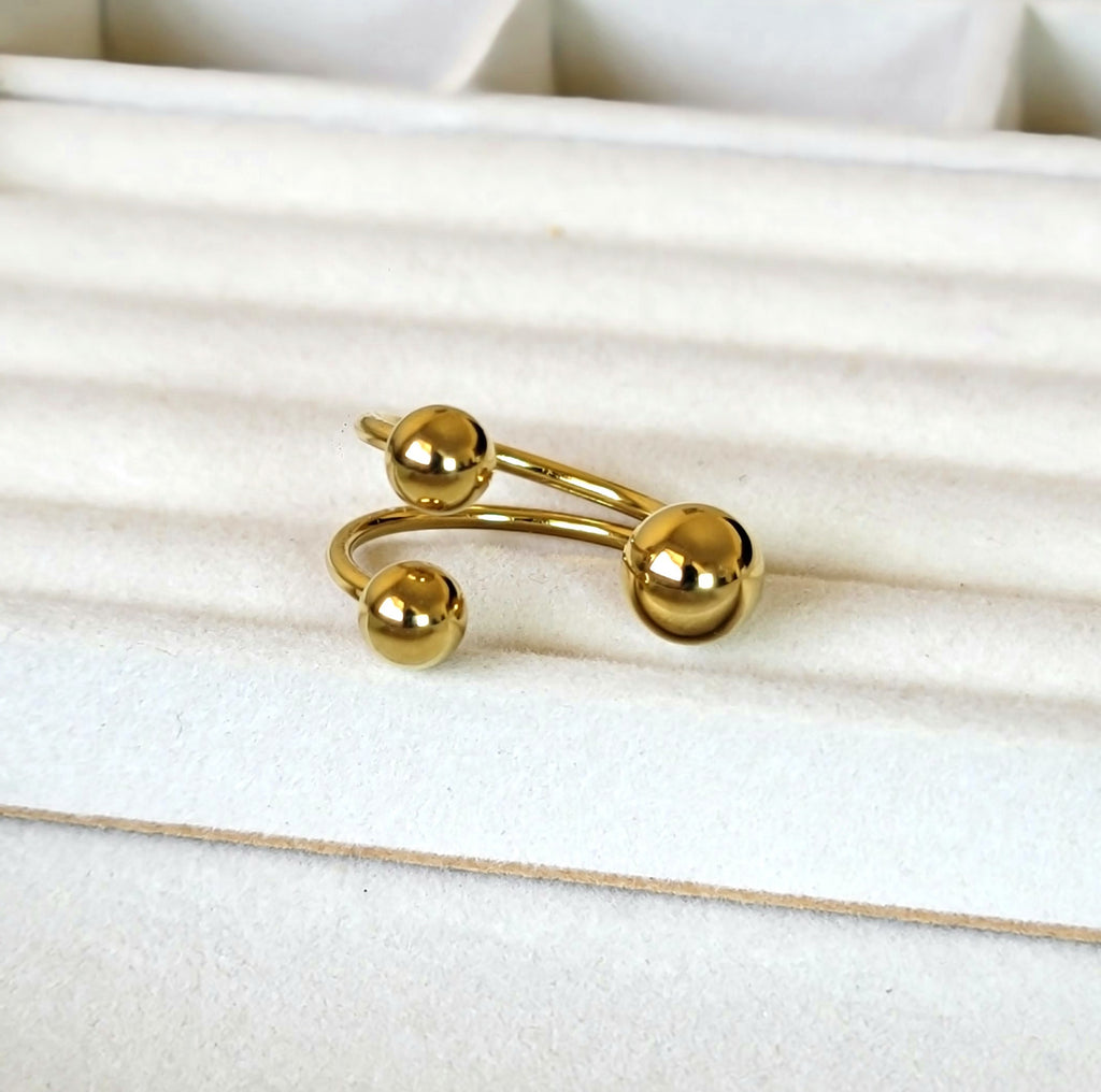 Trio Ring