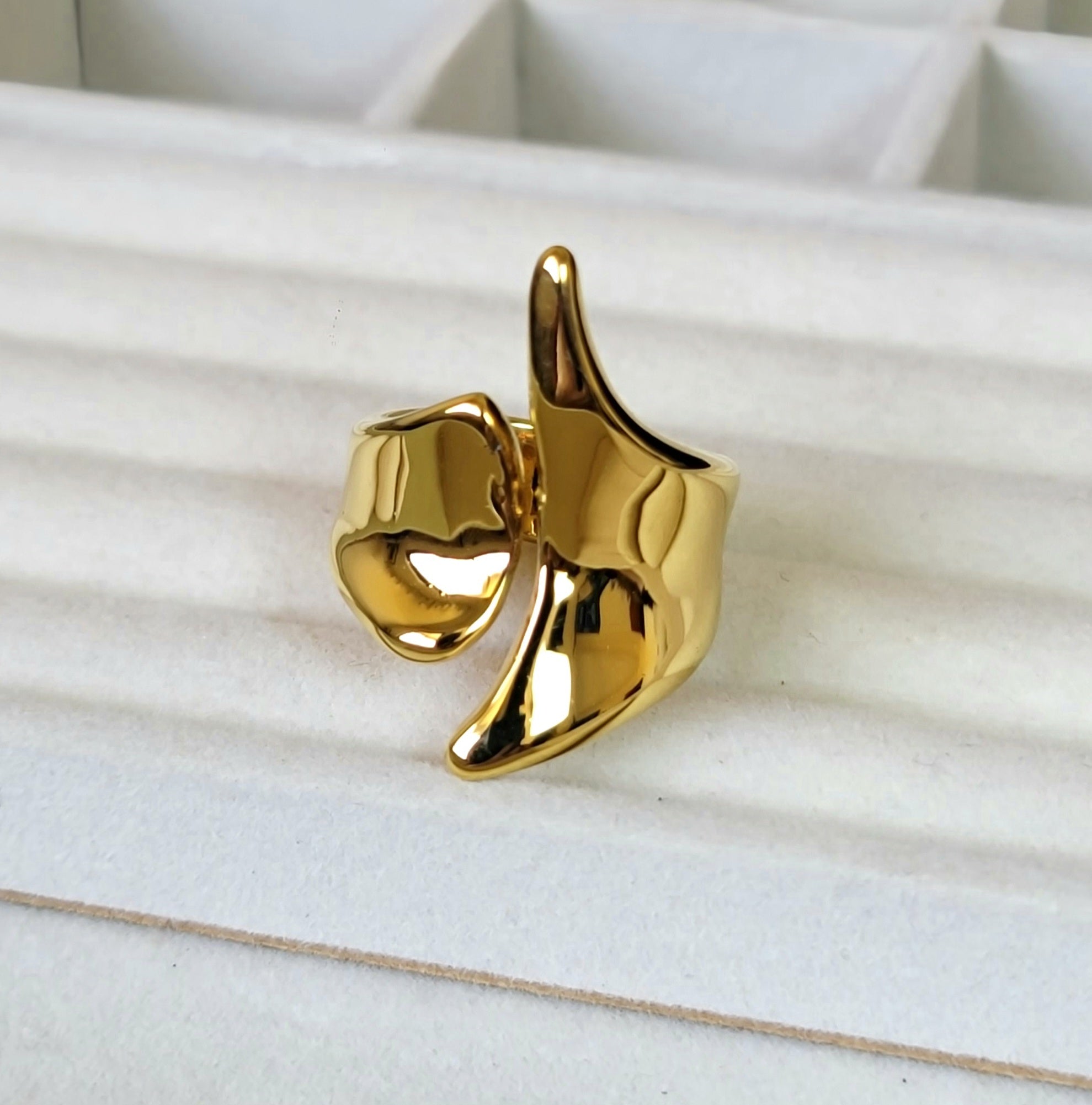 Golden Bold Ring