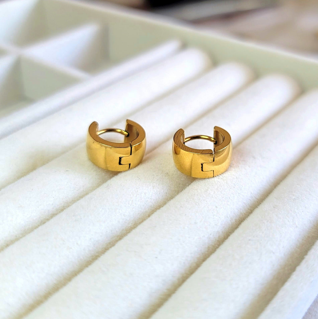 Minimalistic Hoop Earrings